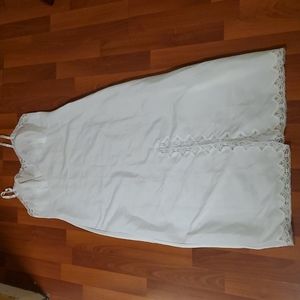 Vintage Wonder Maid Full Slip Made in USA 38 lace trim cream white